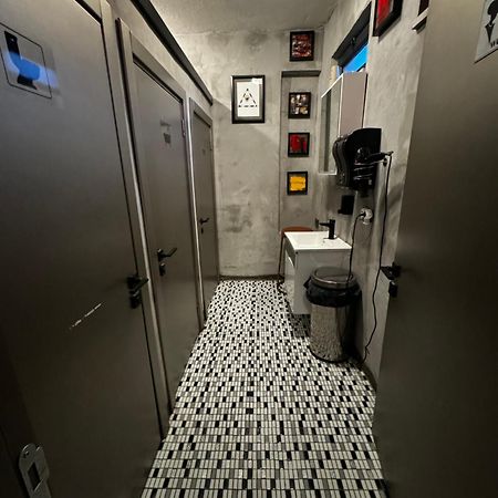 Nomad Hostel Karakoey Estambul Exterior foto
